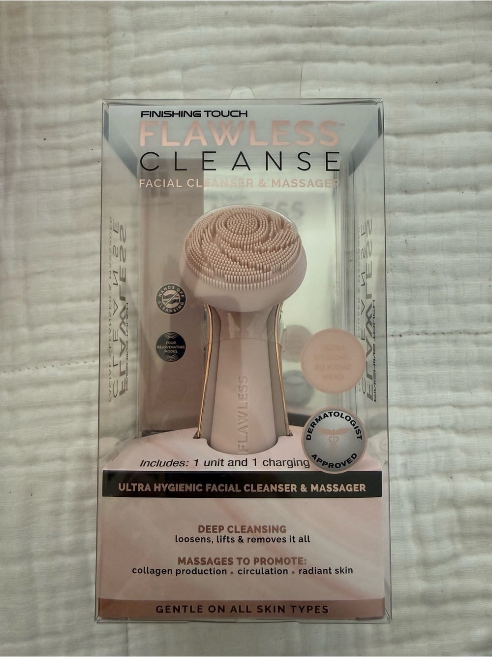 New Finishing Touch Flawless Cleanse Facial Cleanser & Massager